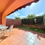 Beautiful 2-bedroom Frontline