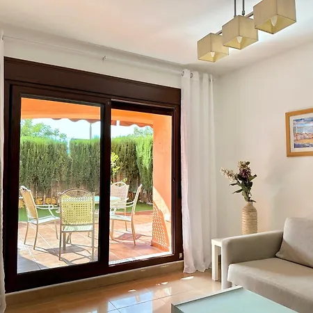 Lejlighed Beautiful 2-bedroom Frontline